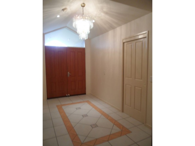 3  Majorca Place, Parrearra QLD 4575