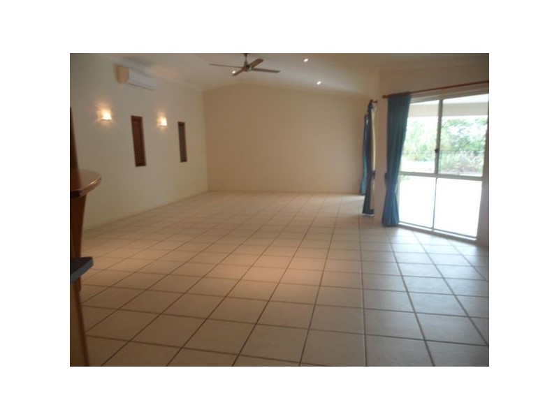 3  Majorca Place, Parrearra QLD 4575