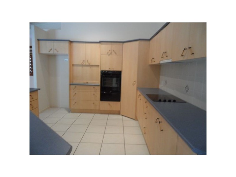 3  Majorca Place, Parrearra QLD 4575