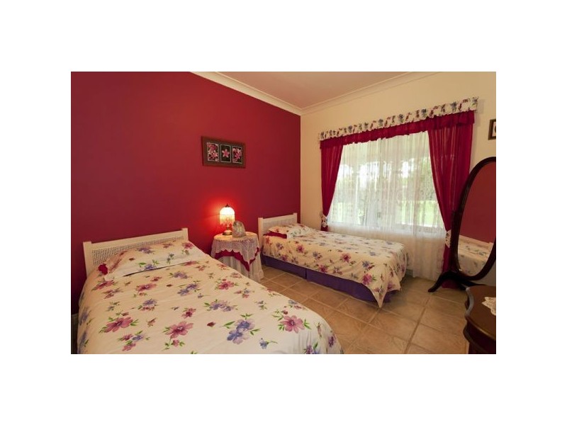 14 Platypus Crt, Mooloolah Valley QLD 4553