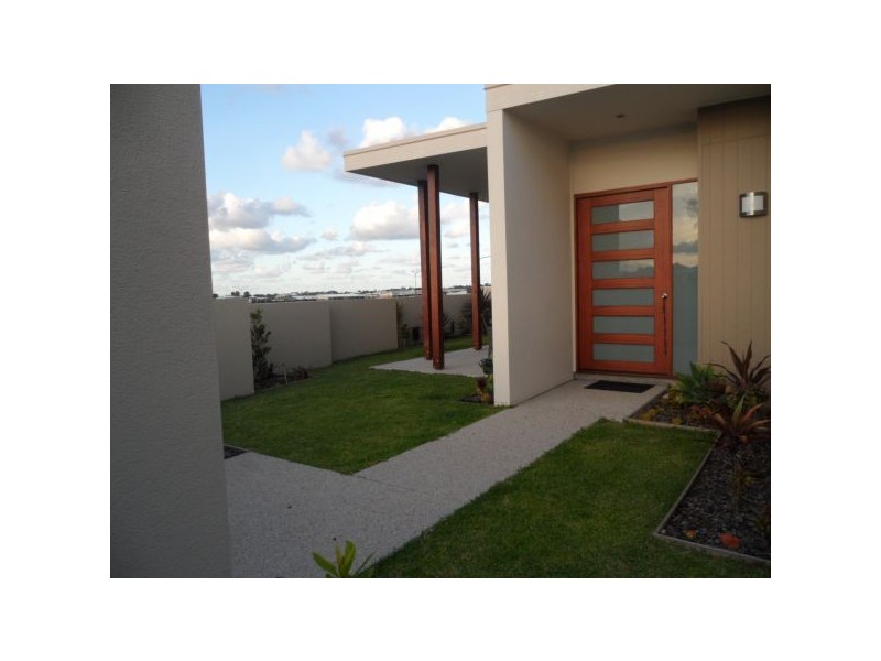 5A Galah Place, Mountain Creek QLD 4557
