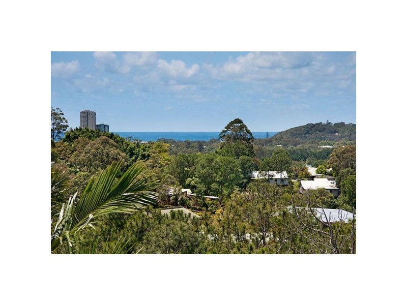 20 Doubleview Drive, Elanora QLD 4221