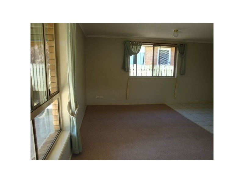 38 Jones St, Mooloolah Valley QLD 4553