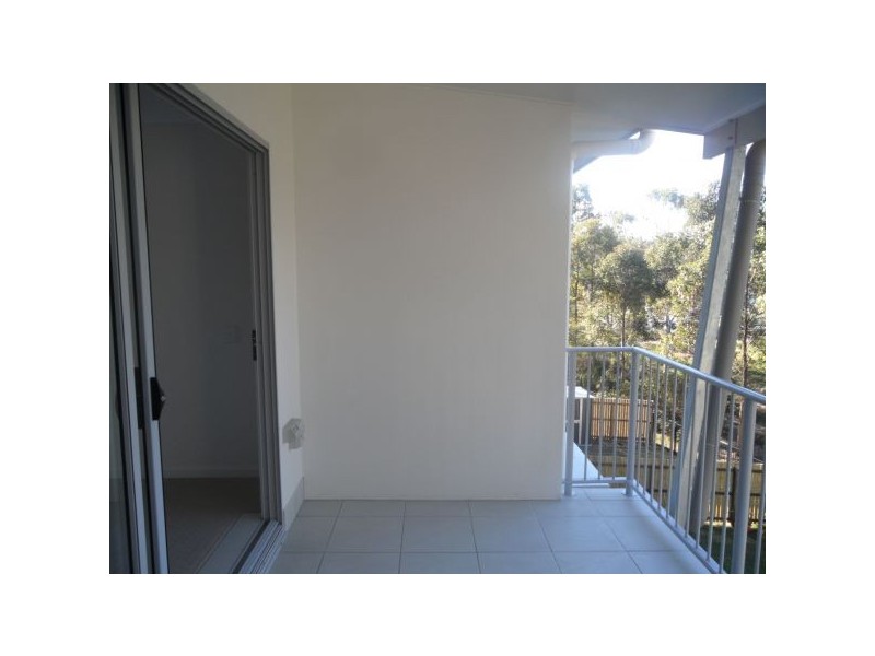 224/25 Chancellor Village Boulevard, Sippy Downs QLD 4556