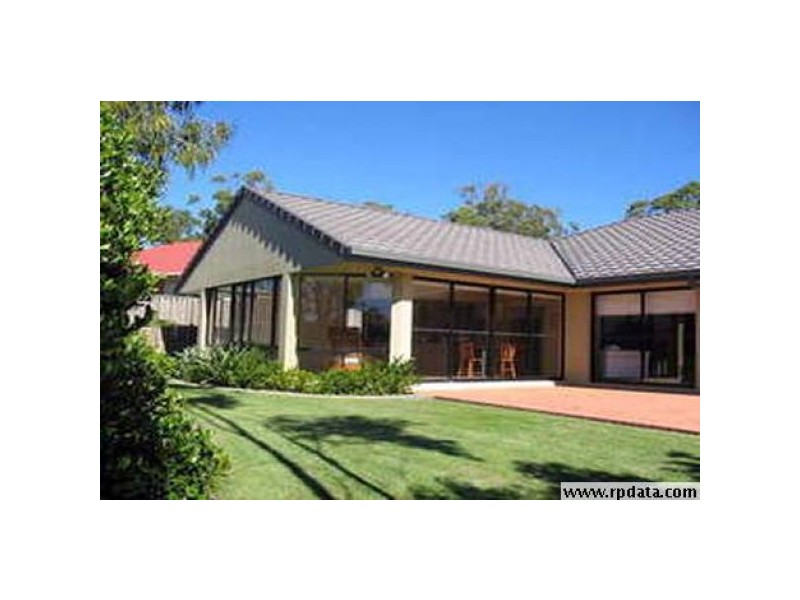 13 Highgrove Circuit, Peregian Springs QLD 4573