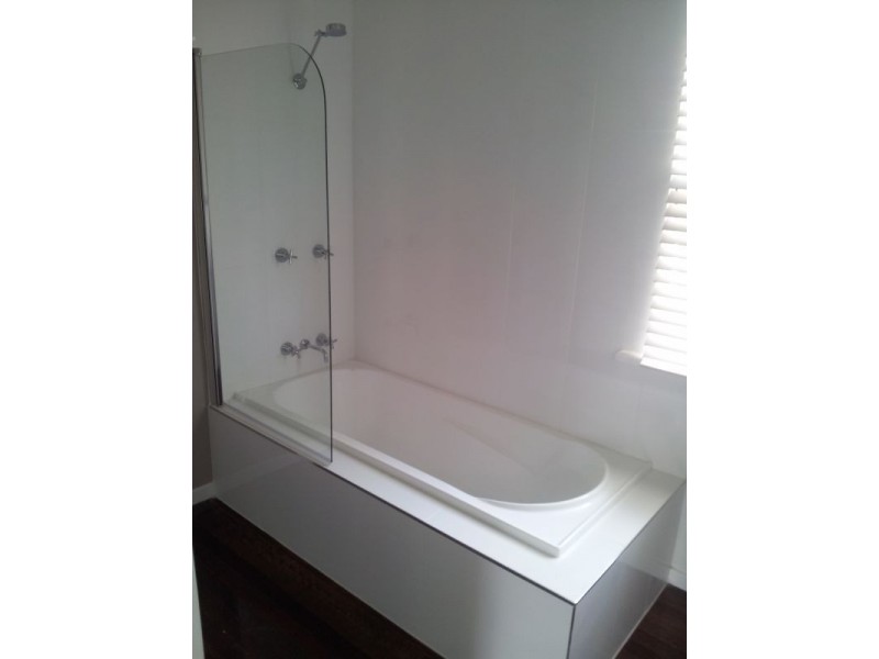 24 Hospital Rd, Nambour QLD 4560