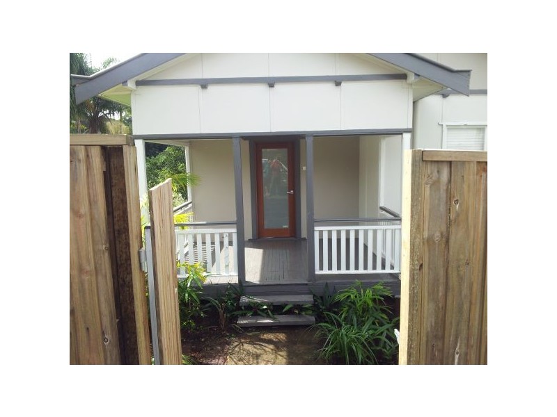 24 Hospital Rd, Nambour QLD 4560