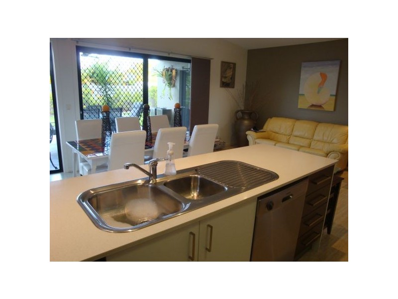 10 Bateman St, Sippy Downs QLD 4556