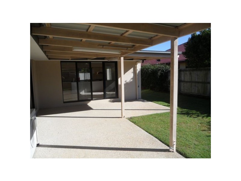 17 Pembroke Crescent, Sippy Downs QLD 4556