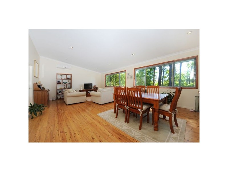 162 Carruthers Road, Towen Mountain QLD 4560