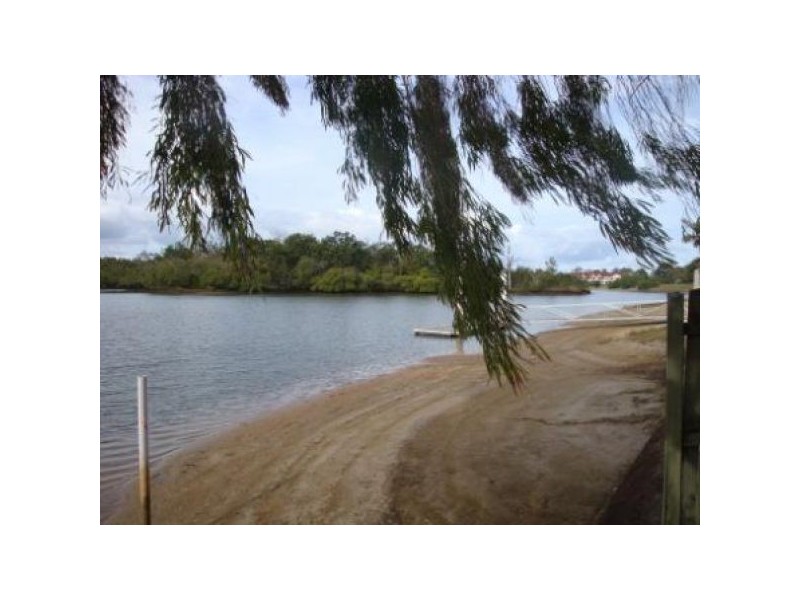 8/3 Urambi Court, Mountain Creek QLD 4557