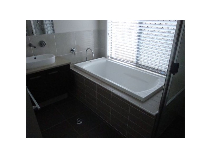 61 Creekside Drive, Sippy Downs QLD 4556