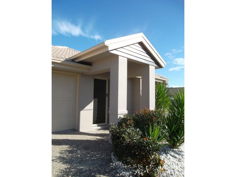 2 Silvereye St, Sippy Downs QLD 4556