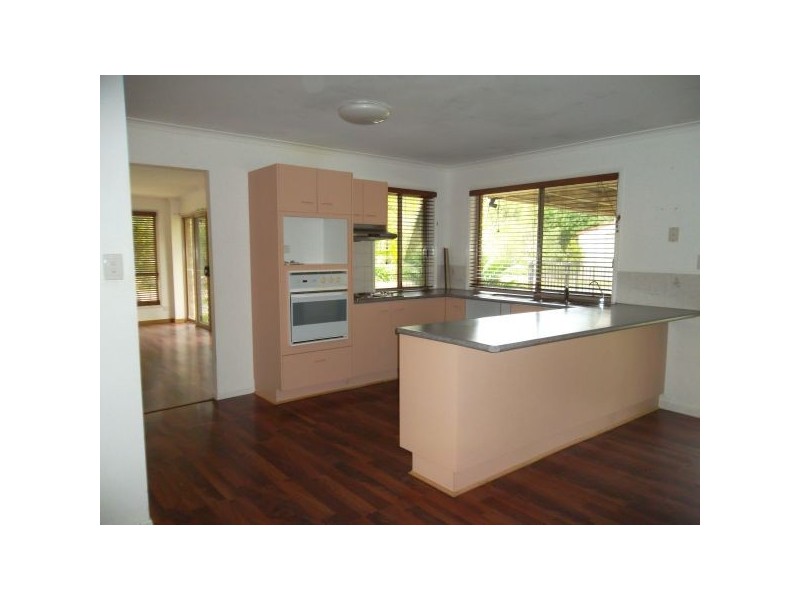 10 Mountaindale Court, Mooloolah Valley QLD 4553