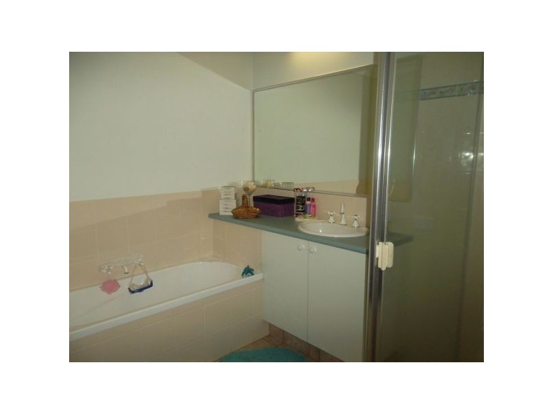 16 Parkville St, Sippy Downs QLD 4556