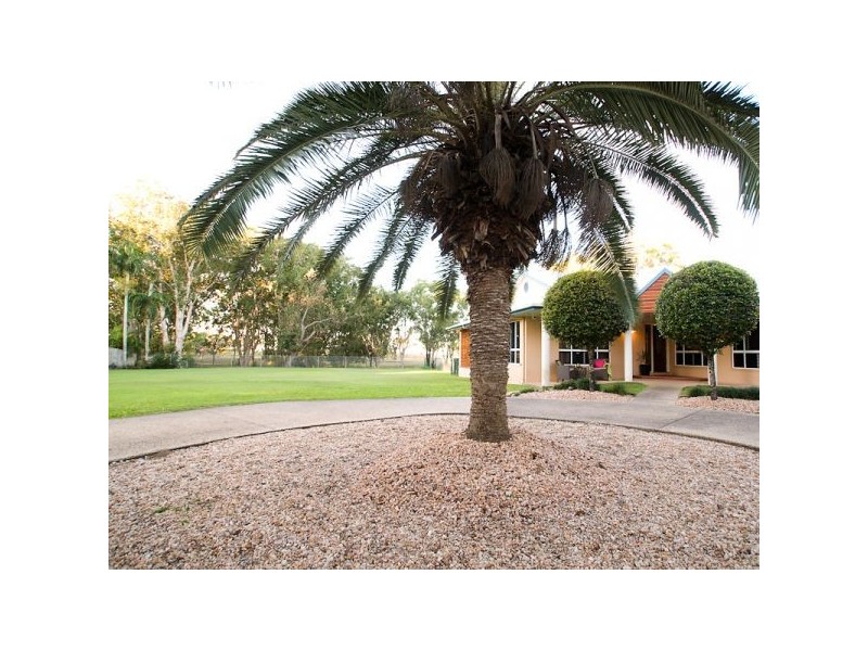 84 A & B Waverley Street, Bucasia QLD 4750