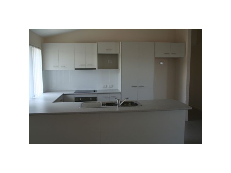 3 Bainbridge Cct, Sippy Downs QLD 4556
