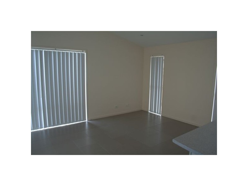 3 Bainbridge Cct, Sippy Downs QLD 4556