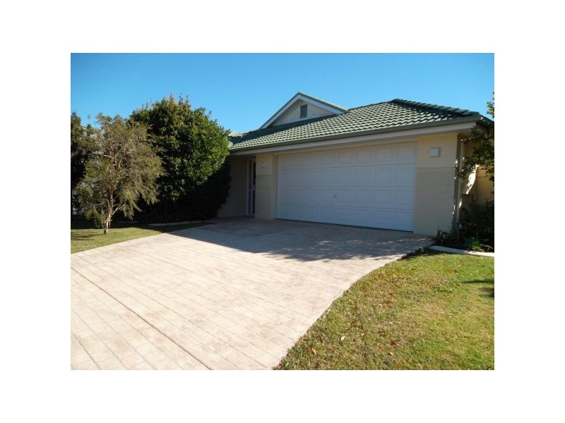 87 Albany St, Sippy Downs QLD 4556