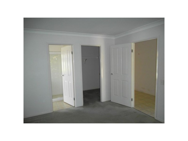 87 Albany St, Sippy Downs QLD 4556