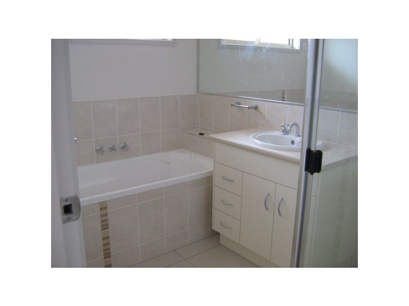 20 Silvereye St, Sippy Downs QLD 4556