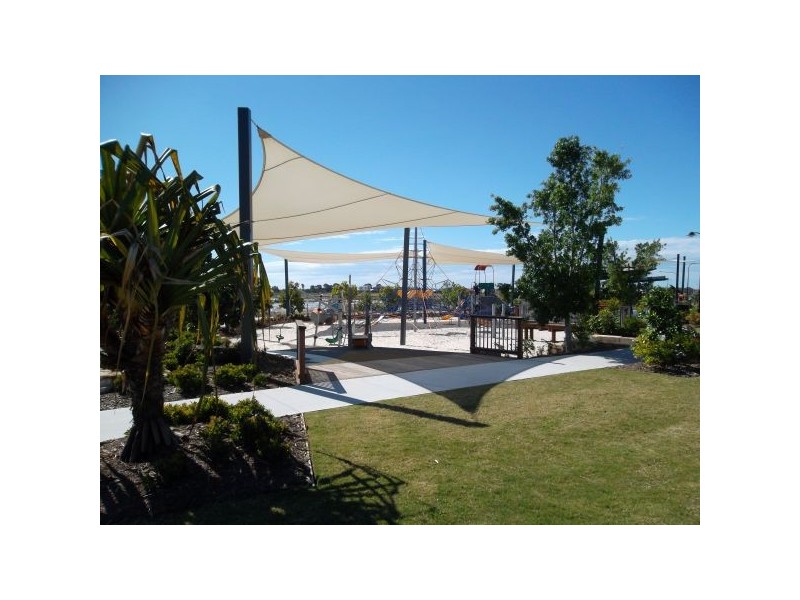 10 Mackerel St, Mountain Creek QLD 4557