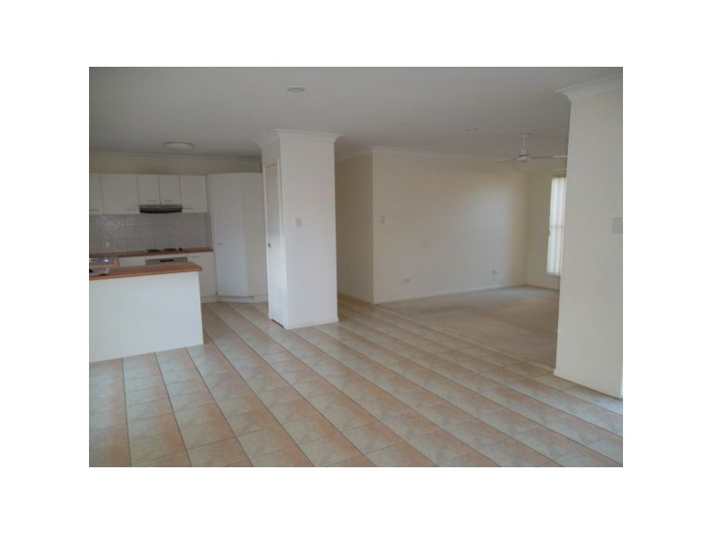 10 Dorian Cres, Sippy Downs QLD 4556