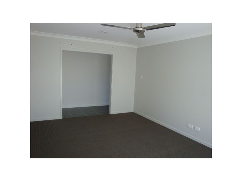 28 Hillsborough Cct, Mountain Creek QLD 4557