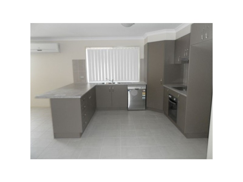 13 Derwent St, Sippy Downs QLD 4556