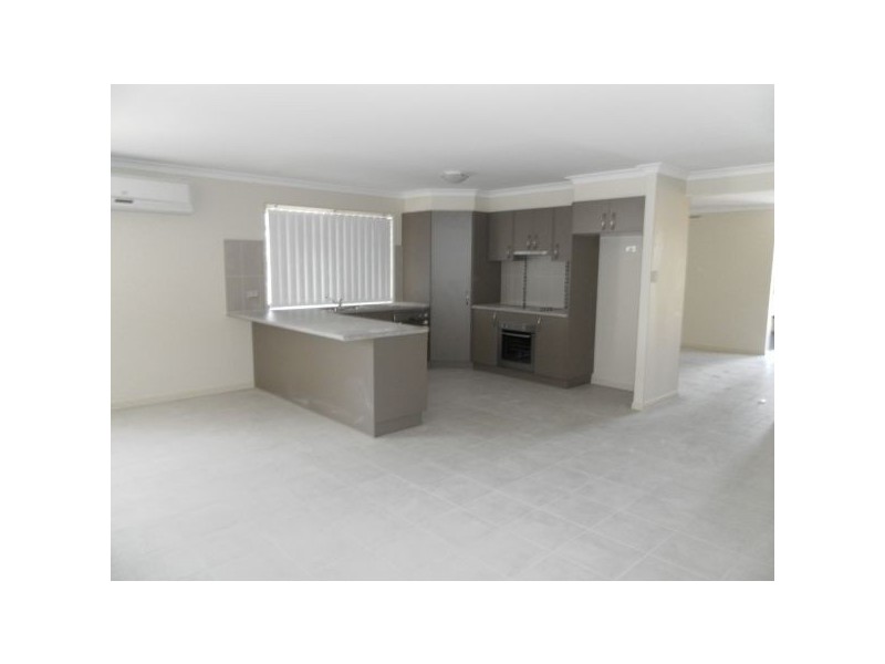 13 Derwent St, Sippy Downs QLD 4556