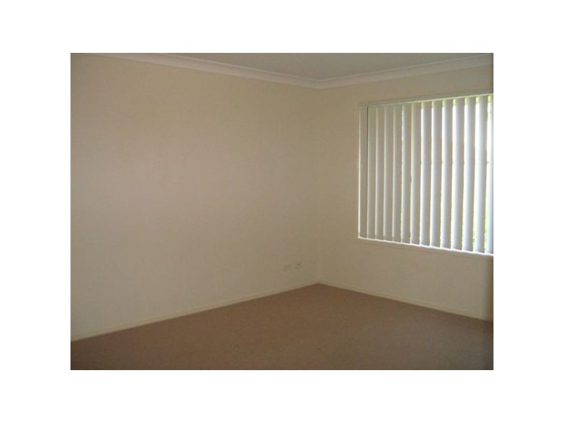 8 Beaver Place, Sippy Downs QLD 4556