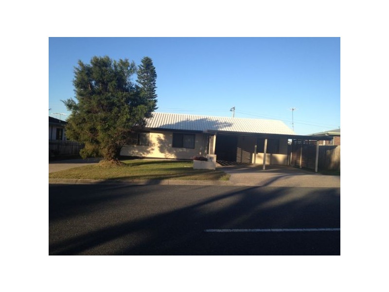8 Pardoe Street, Bucasia QLD 4750