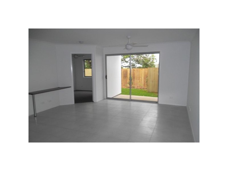 4/14-16 Nambour Mapleton Rd, Nambour QLD 4560