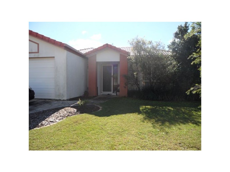 33 Bernheid Cresent, Sippy Downs QLD 4556