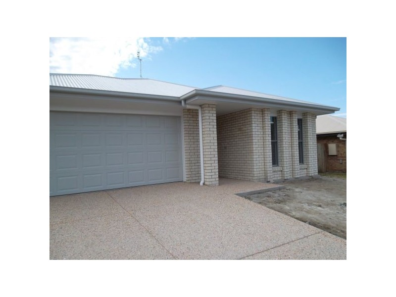 14 Sunrise Drive, Little Mountain QLD 4551