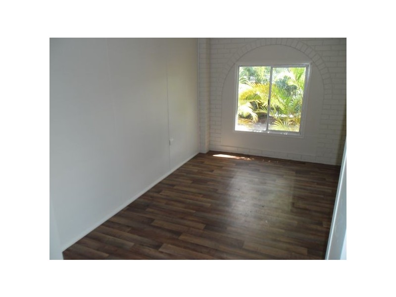 161 Nicklin Way, Warana QLD 4575