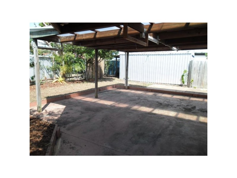 161 Nicklin Way, Warana QLD 4575