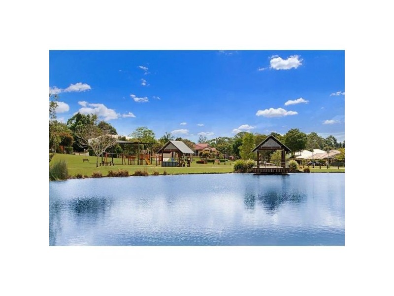 14 Petigrain Ave, Palmwoods QLD 4555
