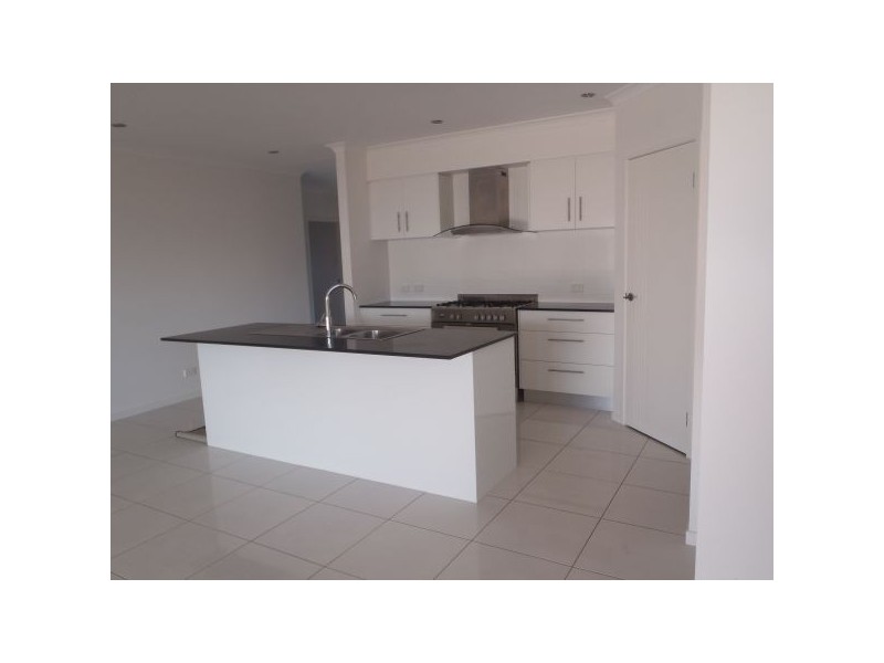 39 Tibouchina Street, Mountain Creek QLD 4557