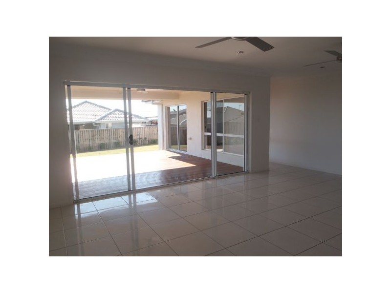 39 Tibouchina Street, Mountain Creek QLD 4557