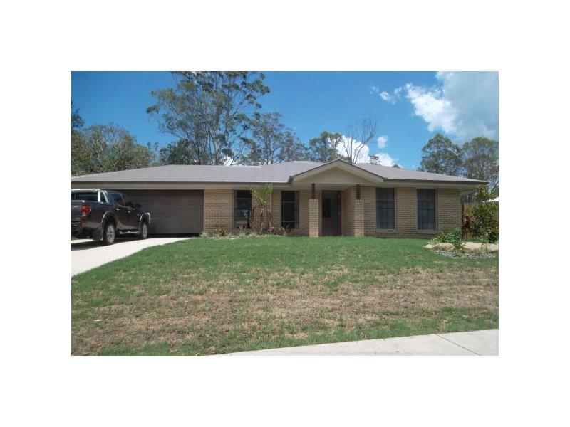 16 Elouera Close, Landsborough QLD 4550