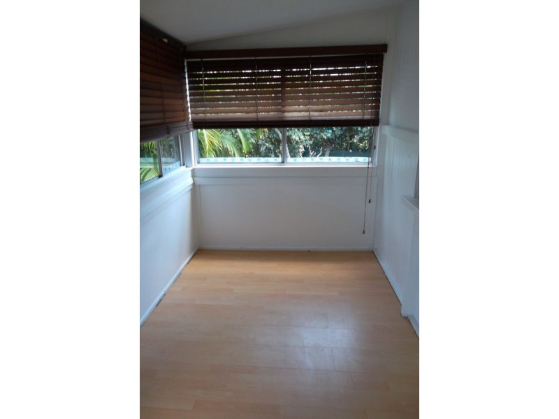 19 Hinley Ave, Maroochydore QLD 4558