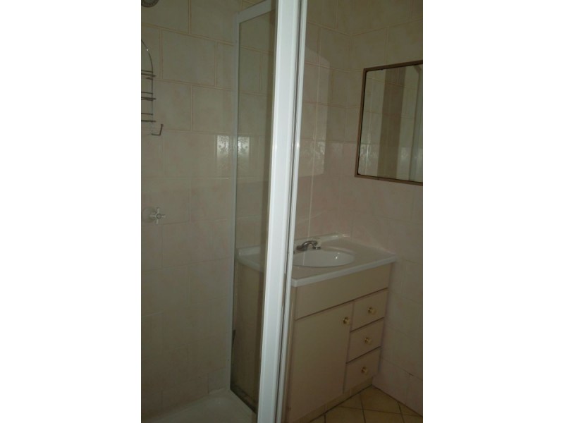 19 Hinley Ave, Maroochydore QLD 4558