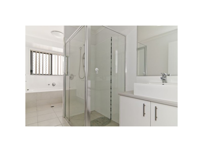 12 Riflebird Place, Mountain Creek QLD 4557