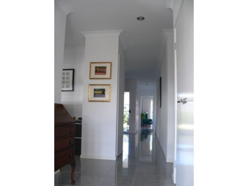 3 Beethoven Circuit, Sippy Downs QLD 4556