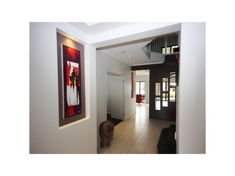 17 Courtenay Place, Sippy Downs QLD 4556