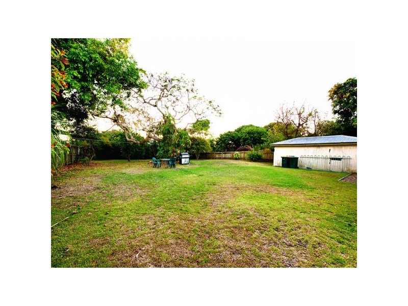 55 Waverley Street, Bucasia QLD 4750