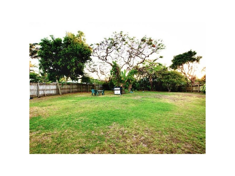 55 Waverley Street, Bucasia QLD 4750