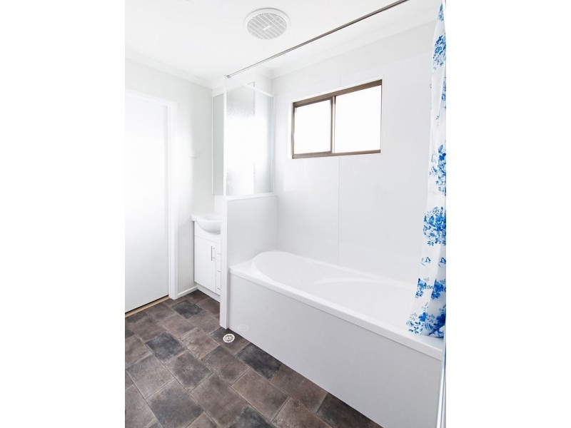 7 Normanby, Mount Pleasant QLD 4740