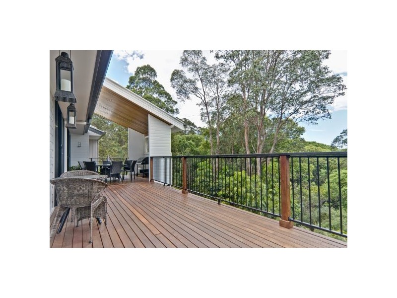 8 Shelly Crt, Nambour QLD 4560